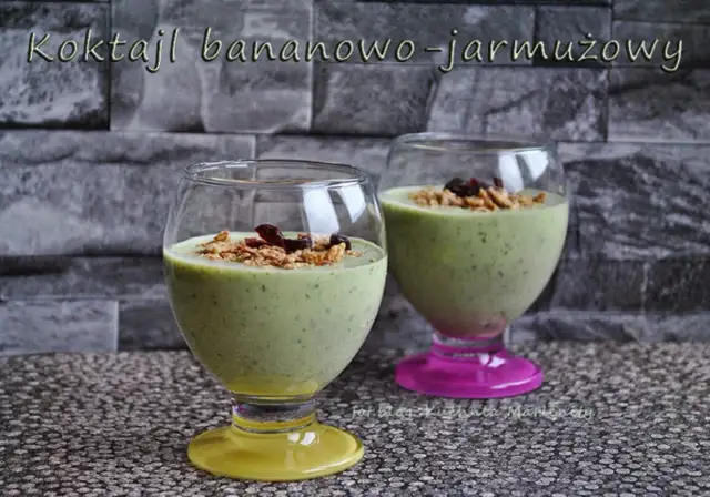Koktajl jarmuż, banan, jogurt: Bez goryczki! Przepis na idealny smak