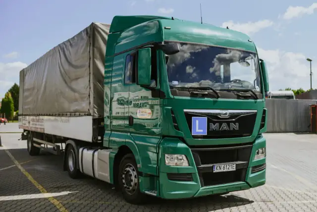 Jak założyć profil kierowcy zawodowego - uniknij błędów i kosztów