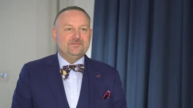 Prof. Piotr Radziszewski: Gdzie przyjmuje? NFZ, prywatnie, online