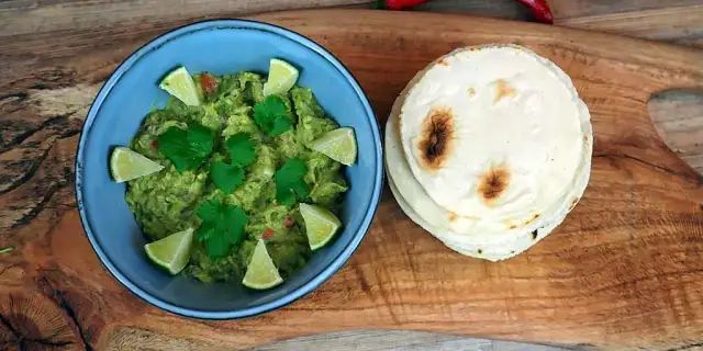 Jak smakuje guacamole? Odkryj zaskakujące smaki i aromaty