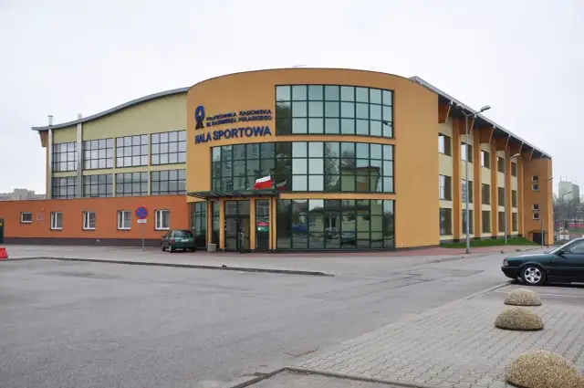 Radom uniwersytet: historia, programy i życie studenckie w Radomiu