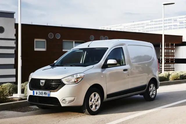 Dacia Dokker: Pojemność baku (50L) i rezerwa ile litrów?