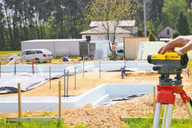 Gdzie złożyć skargę na geodetę i uniknąć problemów z usługami?