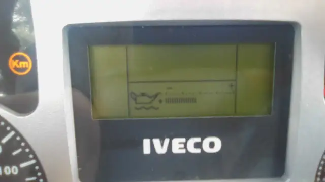 Iveco EuroCargo ile oleju do silnika? Odkryj najlepsze opcje i pojemności