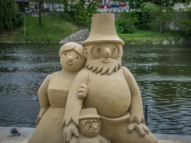 Rzeźby Wrocław: Odkryj fascynujące dzieła sztuki w mieście