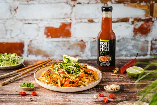 Gdzie kupić sos pad thai? Najlepsze opcje i porady zakupowe