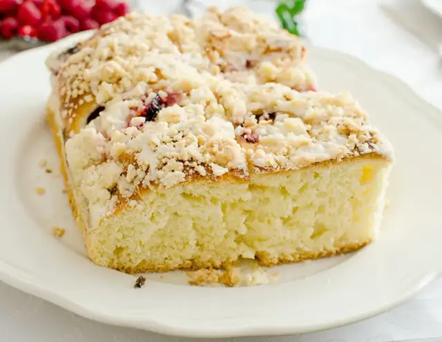 Prosty przepis na ciasto drożdżowe bez błędów – sprawdzony sposób z Kwestii Smaku