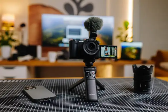 Jaki aparat do nagrywania na YouTube wybierać, aby uniknąć rozczarowań?