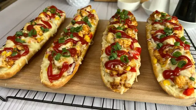 Pyszna zapiekanka na bagietce z kurczakiem - łatwe przepisy i porady