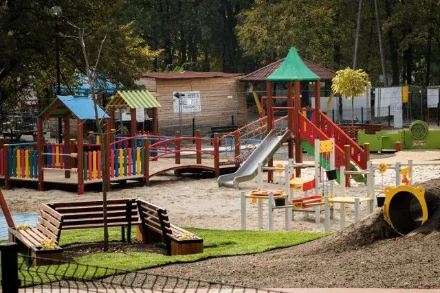 Czy place zabaw są otwarte? Sprawdź aktualny status w Warszawie i Bydgoszczy
