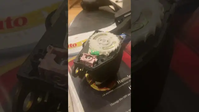 Jak rozwinąć pas bezpieczeństwa: rozwiązania na zacięty pas