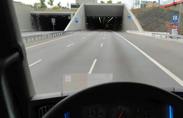 Czy na S2 jest zakaz dla ciężarówek? Sprawdź aktualne przepisy!