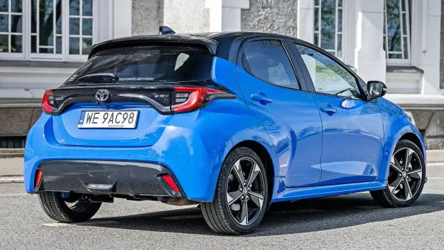 Ile kosztuje nowa Toyota Yaris? Cennik i wersje wyposażenia