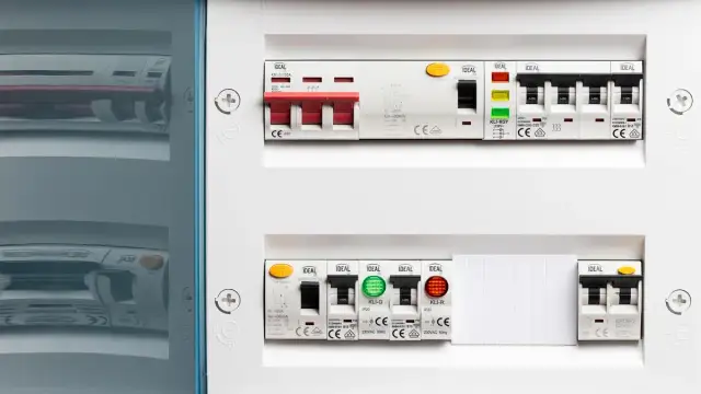 Bezpiecznik C25 3-fazowy ile kW? Kluczowe informacje i obliczenia