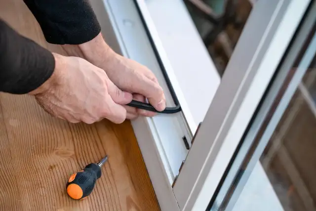Jak samemu wymienić uszczelki w oknach PCV i uniknąć problemów