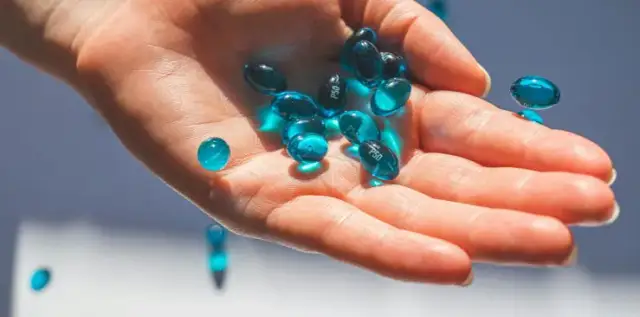 Ceny leków na receptę: Dlaczego się różnią i jak oszczędzać?