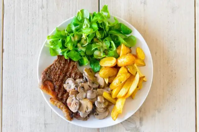 Przepisy na zdrowe jelita: smaczne dania, które poprawią trawienie