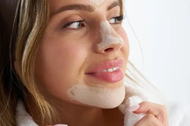 Pryszcz na nosie: jak szybko i bezpiecznie się go pozbyć?