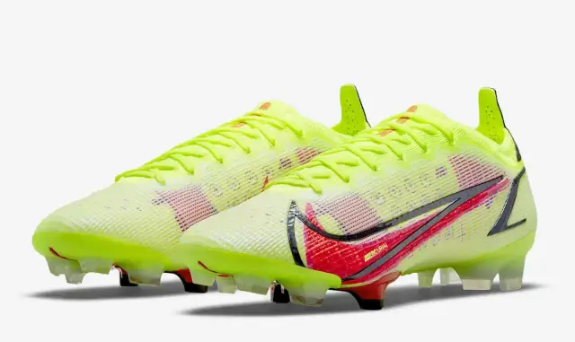 Jaki rozmiar buta nosi Robert Lewandowski? Poznaj dokładne wymiary