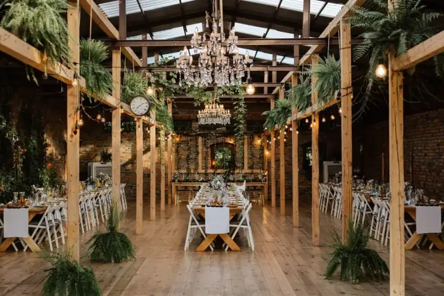 Stodoła na imprezę: ile kosztuje? Budżet bez ukrytych opłat.