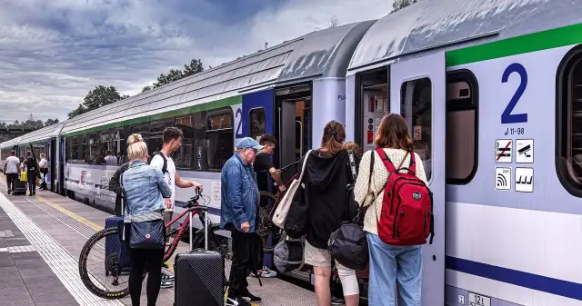 Ile jest zniżki na bilet ulgowy PKP? Sprawdź, kto może skorzystać