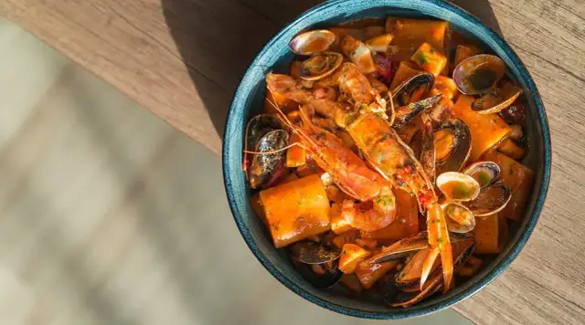 Risto-pescheria: freschezza e gusto. Apri la tua o scegli il meglio.