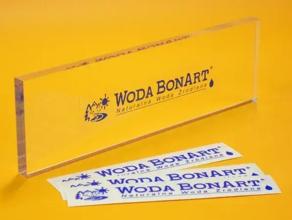 Druk na folii samoprzylepnej Wrocław: Zwiększ widoczność firmy!