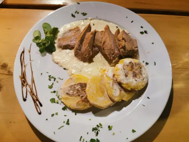 Gdzie zjeść na trasie S7? Najlepsze miejsca na smaczny posiłek