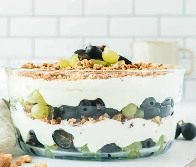 Trauben Keks Dessert: Einfaches Rezept ohne Backen | Schnell & Lecker