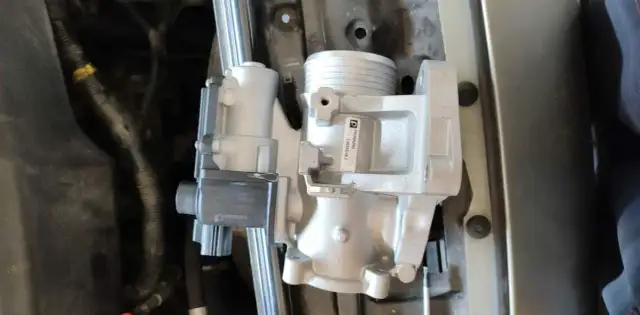 Objawy uszkodzonego zaworu lock-up – jak uniknąć kosztownych napraw