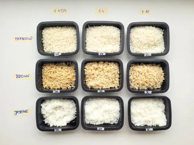 Ile gotować ryż? Sekret sypkich ziaren i proporcje wody