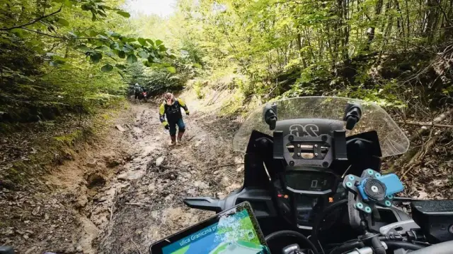 Kaszuby motocyklem: Gotowe trasy, off-road i co musisz wiedzieć