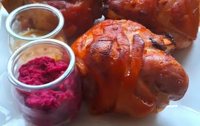 Jak zapeklować golonkę - sprawdzony przepis na idealną peklowaną golonkę