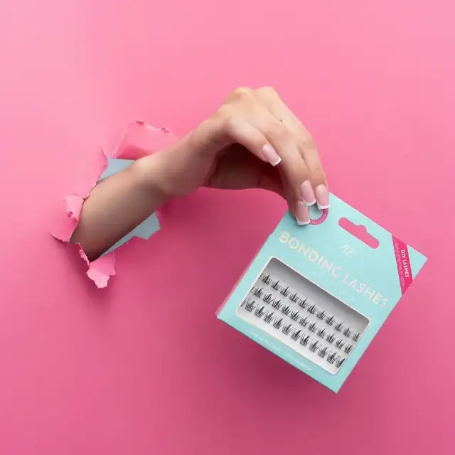 Odkryj rzęsy bondingowe do samodzielnego przedłużania w domu