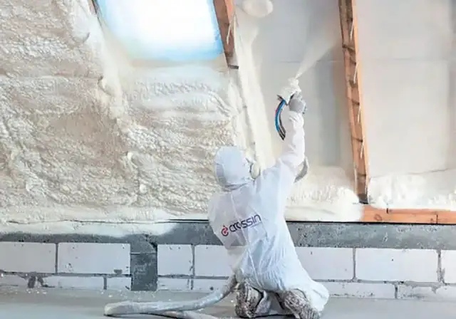 Piana PUR czy wełna? Wybierz najlepsze ocieplenie poddasza!