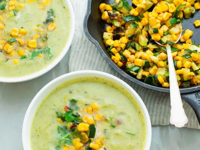 Zupa krem z cukinii: Prosty przepis, kremowa konsystencja i triki