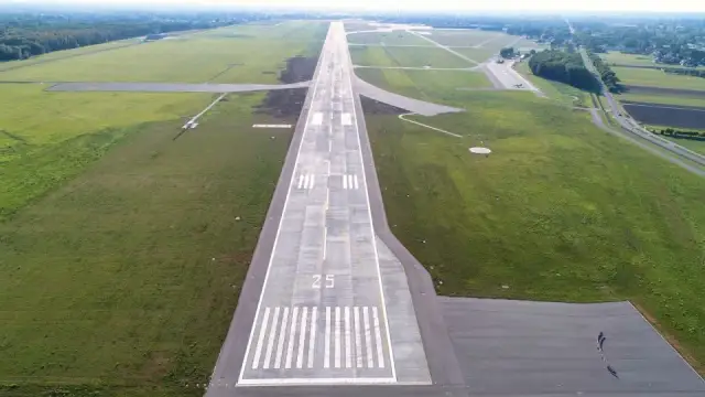 Czy lotnisko w Radomiu jest czynne? Sprawdź aktualny status i usługi