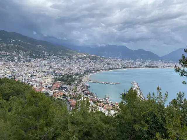 Alanya: Co zwiedzić? Od zamku po kanion Twój kompletny plan