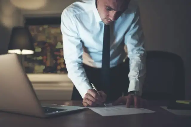 Kim jest osoba prawna? Zrozumienie jej roli i znaczenia w prawie