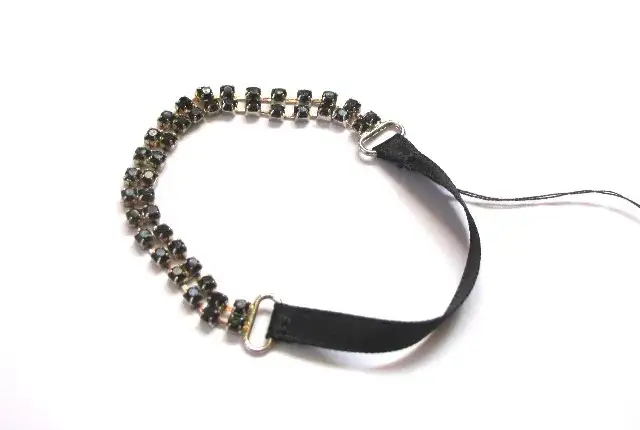 Jak zrobić bransoletkę z ramiączka od stanika - proste kroki i porady