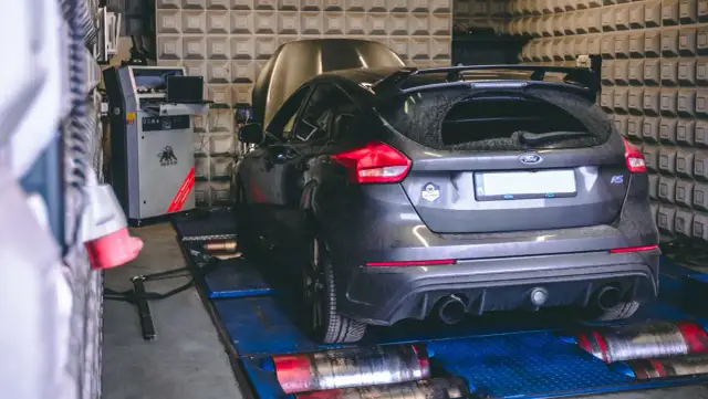 Tuning mechaniczny od czego zacząć: kluczowe modyfikacje dla początkujących