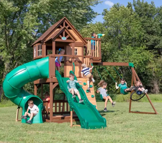 Plac zabaw: Jak szybko znaleźć i wybrać najlepszy dla Twojego dziecka?