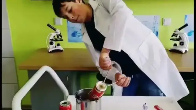 Zjawisko implozji - poznaj fascynujący proces zapadania się materii