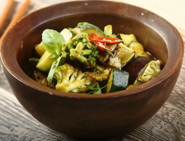 Jakie warzywa do curry? Wybierz idealne i gotuj jak ekspert!