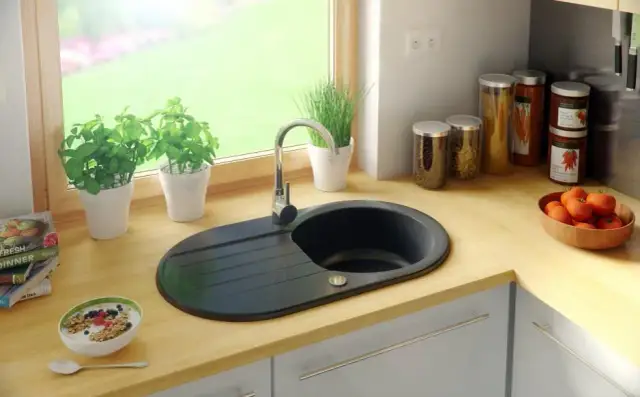 Zlew w kuchni: Jak stylowo i praktycznie zaaranżować tę strefę?