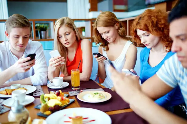 Jak łatwo ustawić APN w telefonie i uniknąć problemów z internetem