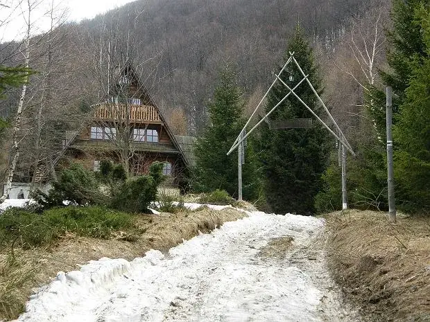 Czy schronisko może odmówić noclegu? Poznaj swoje prawa i sytuacje