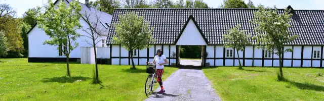 Trasy rowerowe na Bornholmie: odkryj ukryte szlaki i trudności