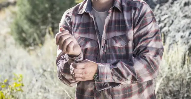 Jak dobrać rozmiar koszuli męskiej, aby uniknąć nietrafionego zakupu?