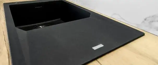 Czym pomalować zlew granitowy, aby uniknąć uszkodzeń i kosztów?